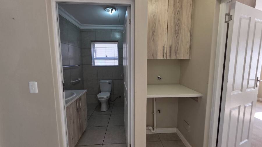 2 Bedroom Property for Sale in Groenkloof Retirement Village Western Cape